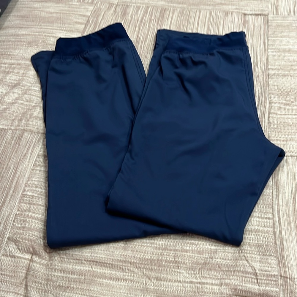 Women’s navy scrub pants